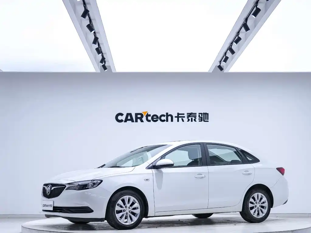 Buick Excelle 2021 — фото 1