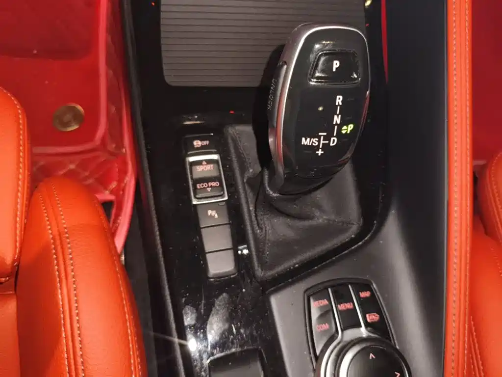 BMW X2 2022 — фото 11