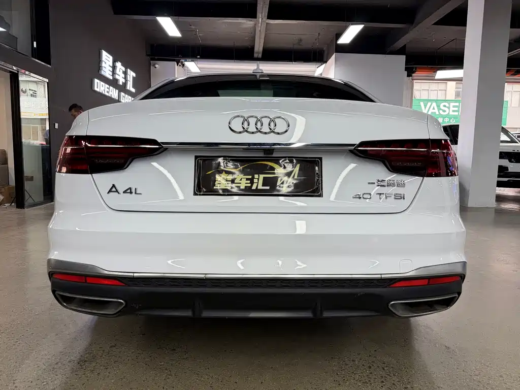 Audi A4L 2021 — фото 12