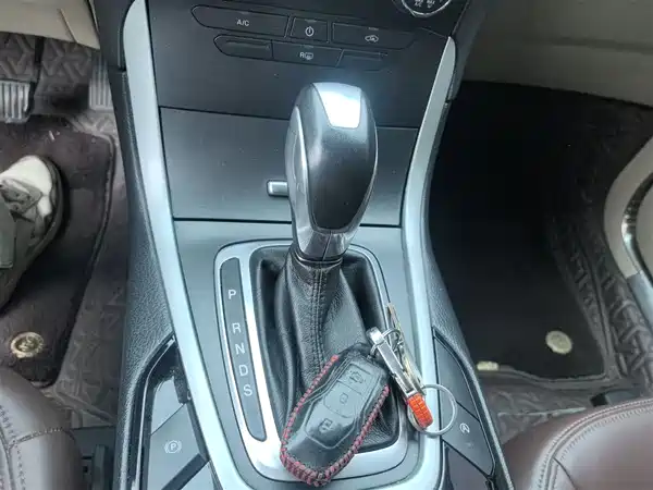 Ford Edge 2016
