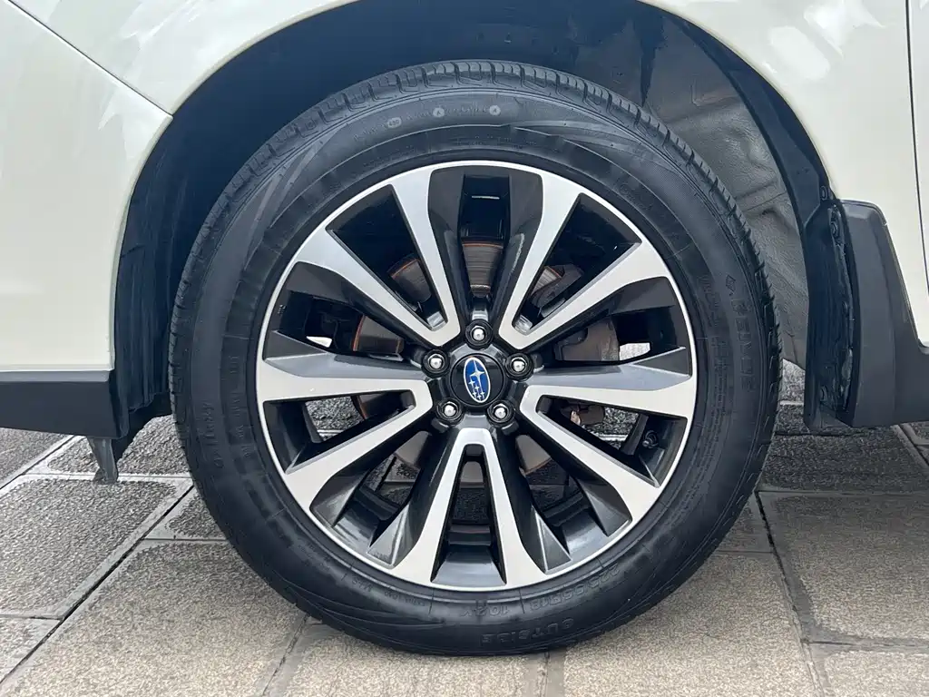 Subaru Forester 2018 — фото 23