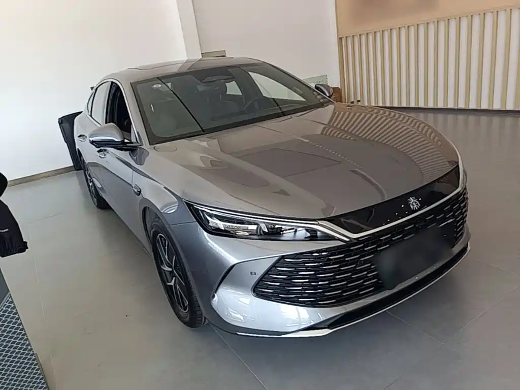 BYD Qin L 2025 — фото 22