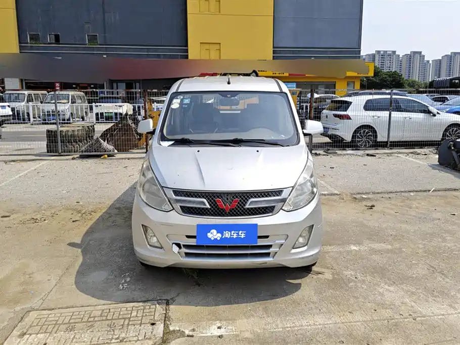 Wuling Rongguang V 2016 — фото 2