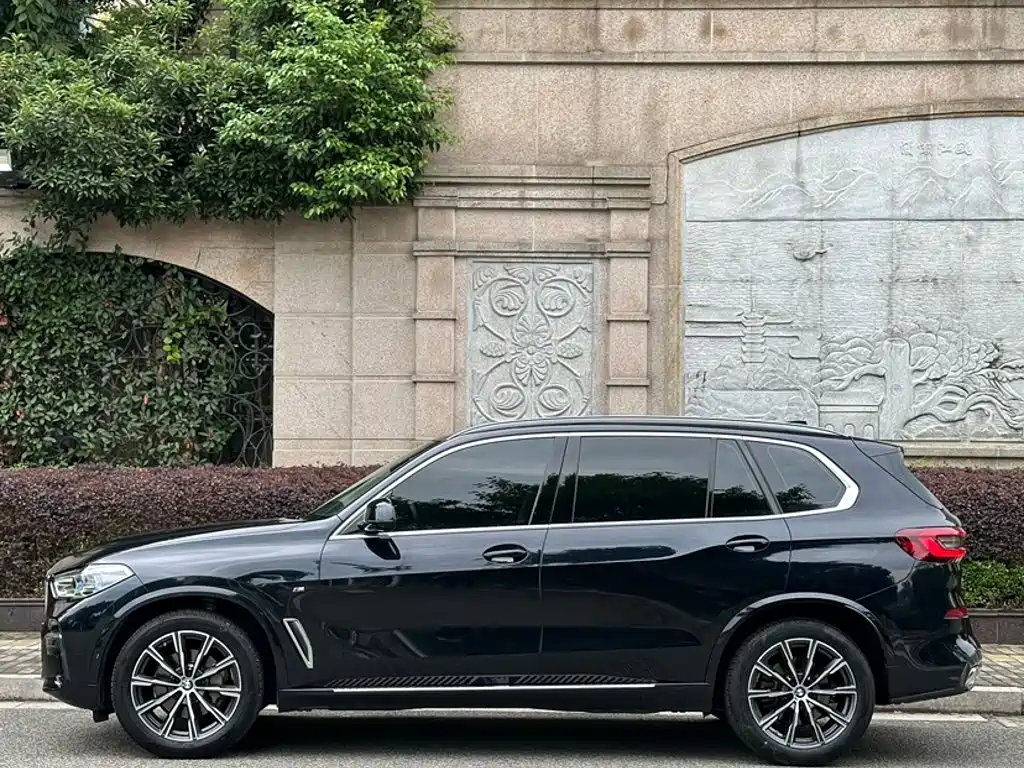 BMW X5 2022 — фото 22