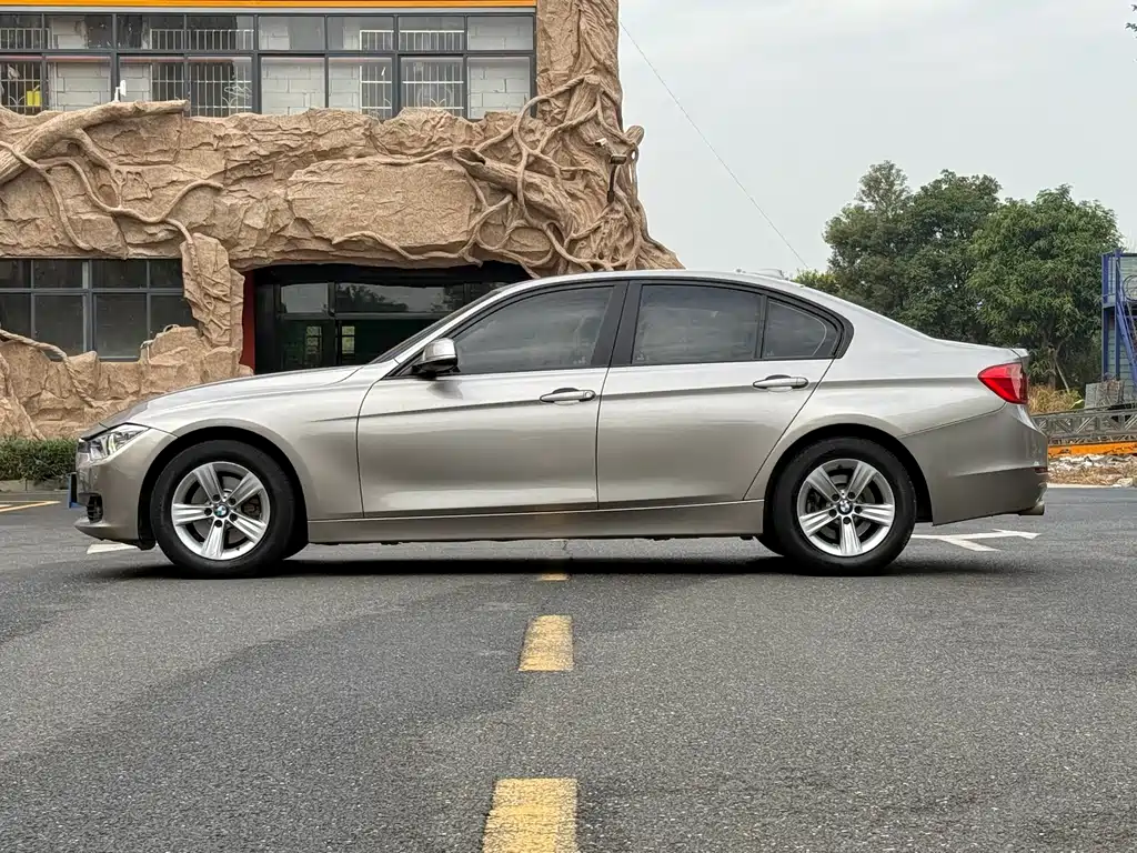 BMW 3 Series 2015 — фото 3