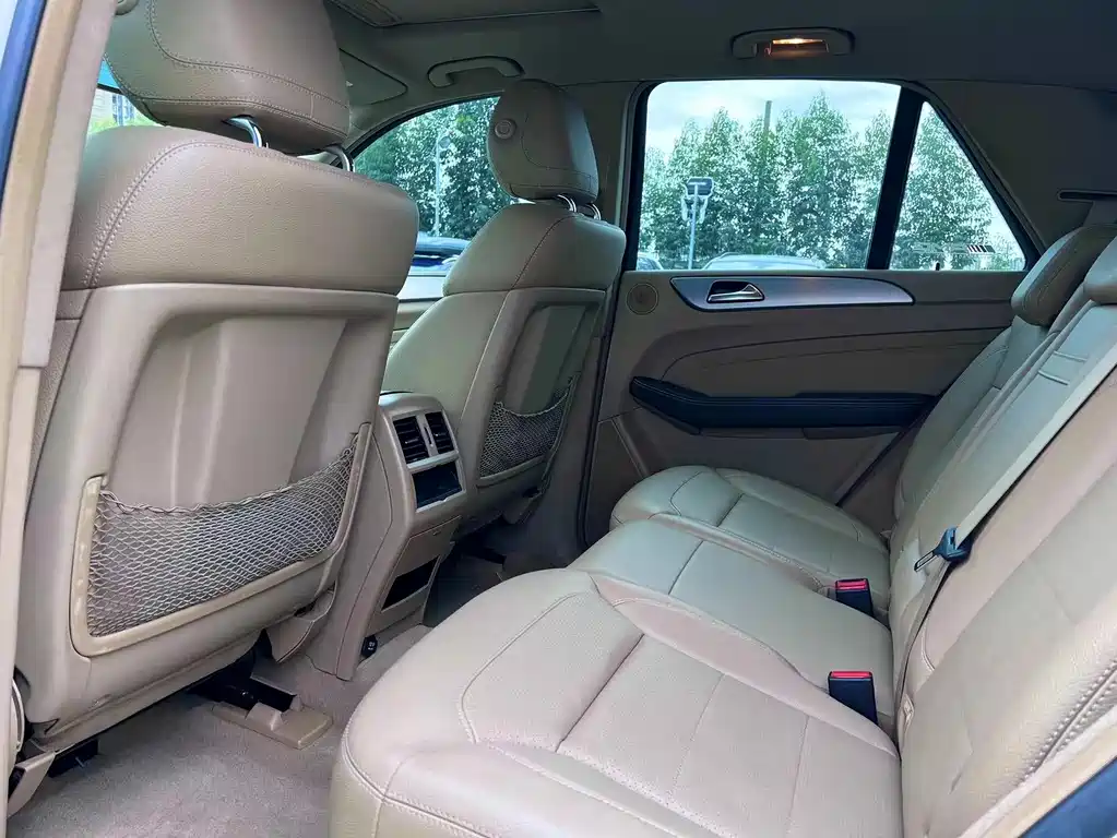 Mercedes-Benz M-Class 2013 — фото 10