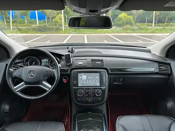 Mercedes-Benz R-Class 2017