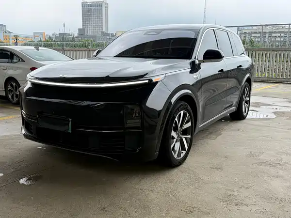 Li Auto L8 2023