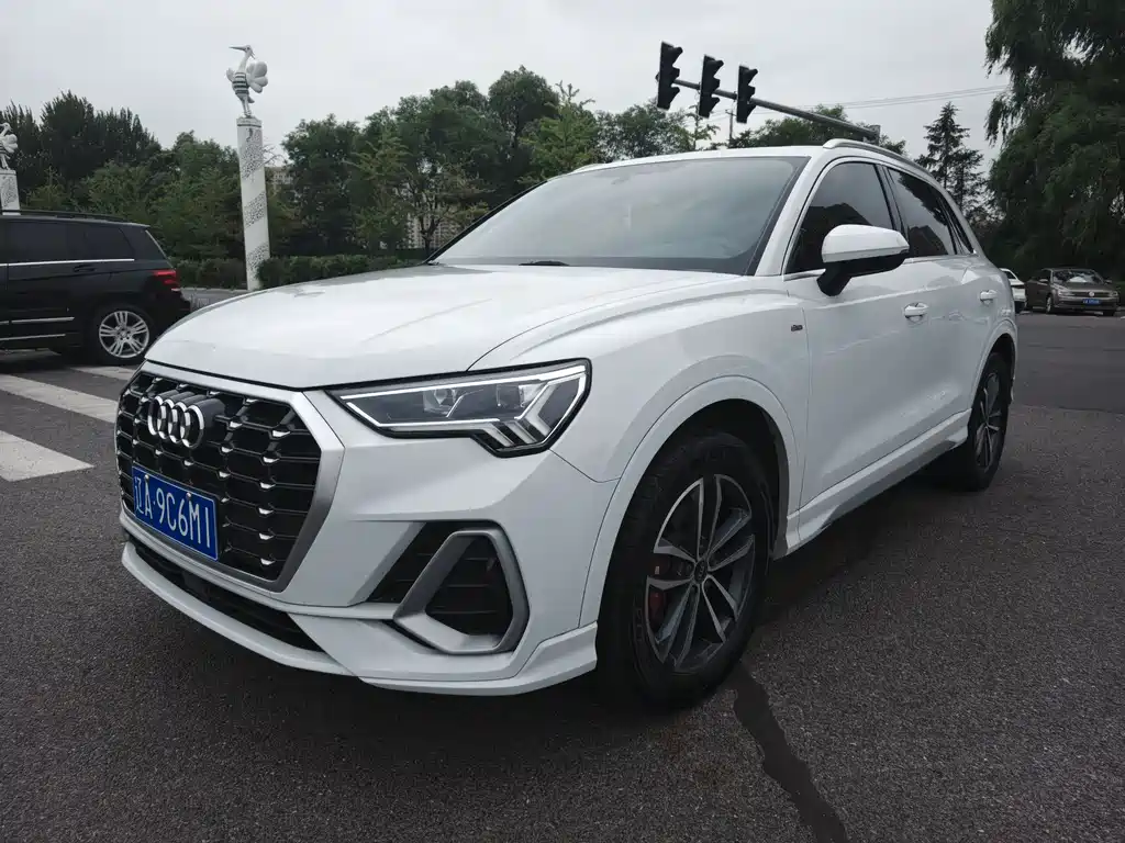 Audi Q3 2022