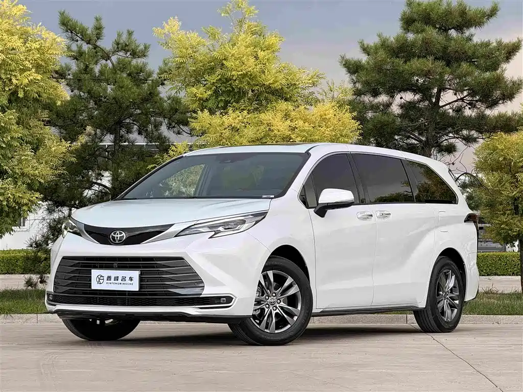 Toyota Sienna 2026