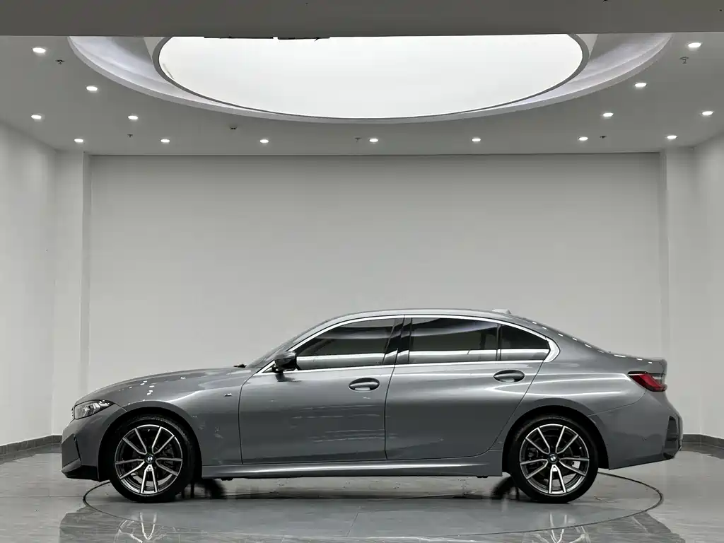 BMW 3 Series 2023