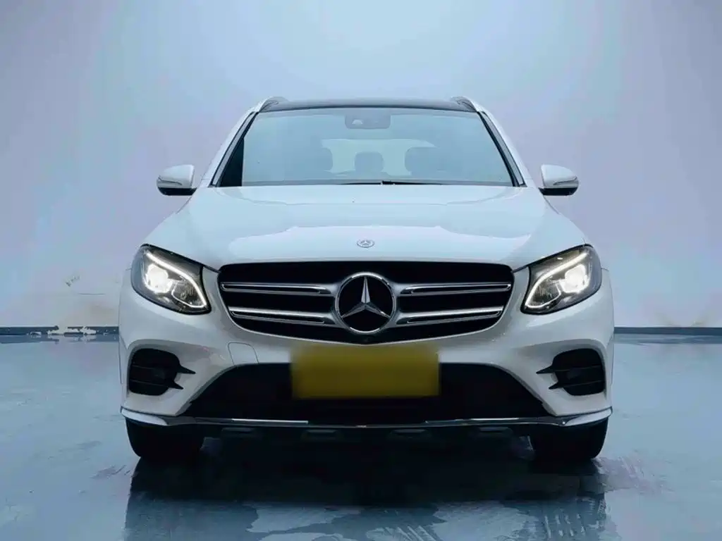 Mercedes-Benz GLC 2018 — фото 19