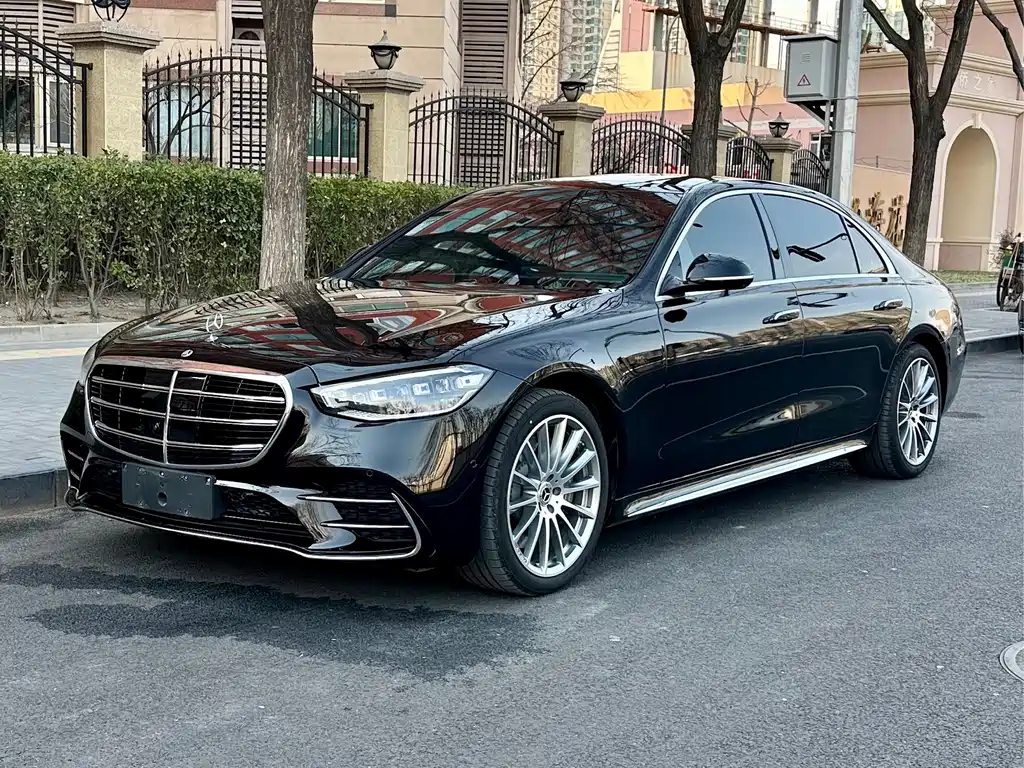 Mercedes-Benz S-Class 2024 — фото 1
