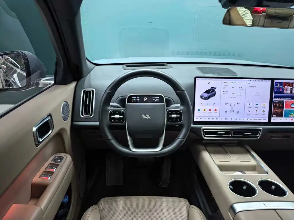 Li Auto Li L7 2025
