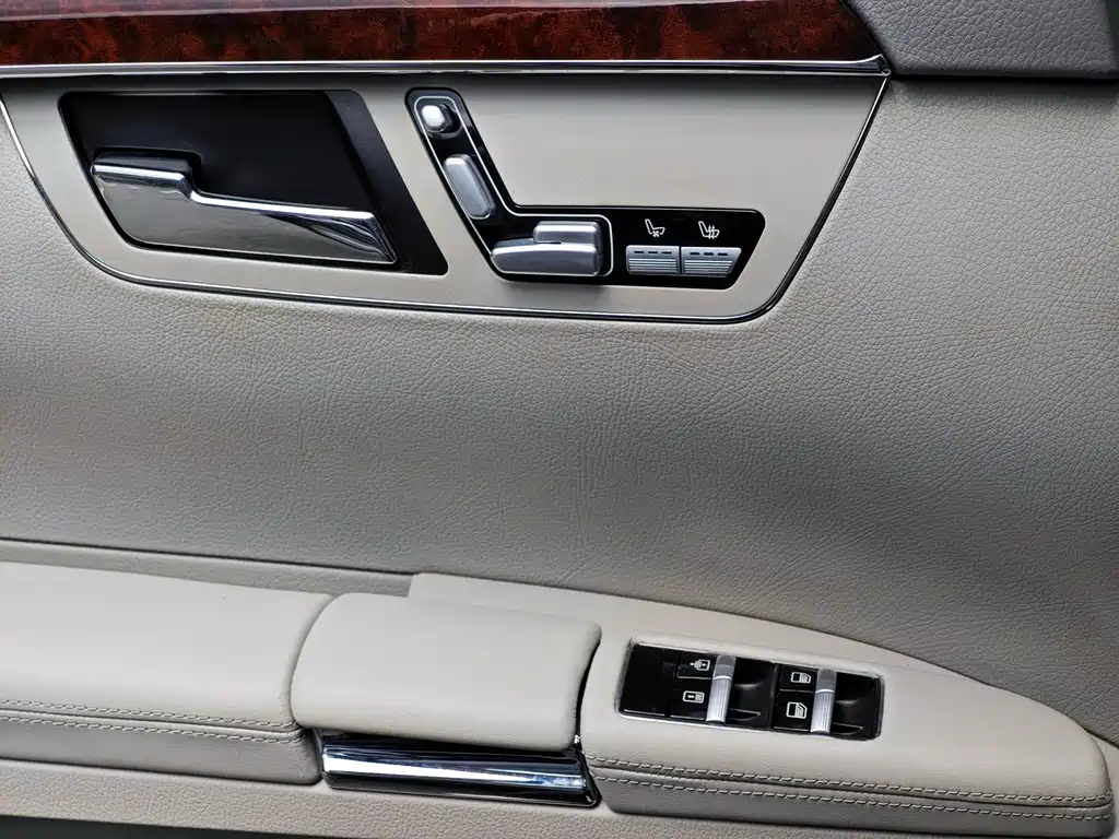 Mercedes-Benz S-Class 2010 — фото 14