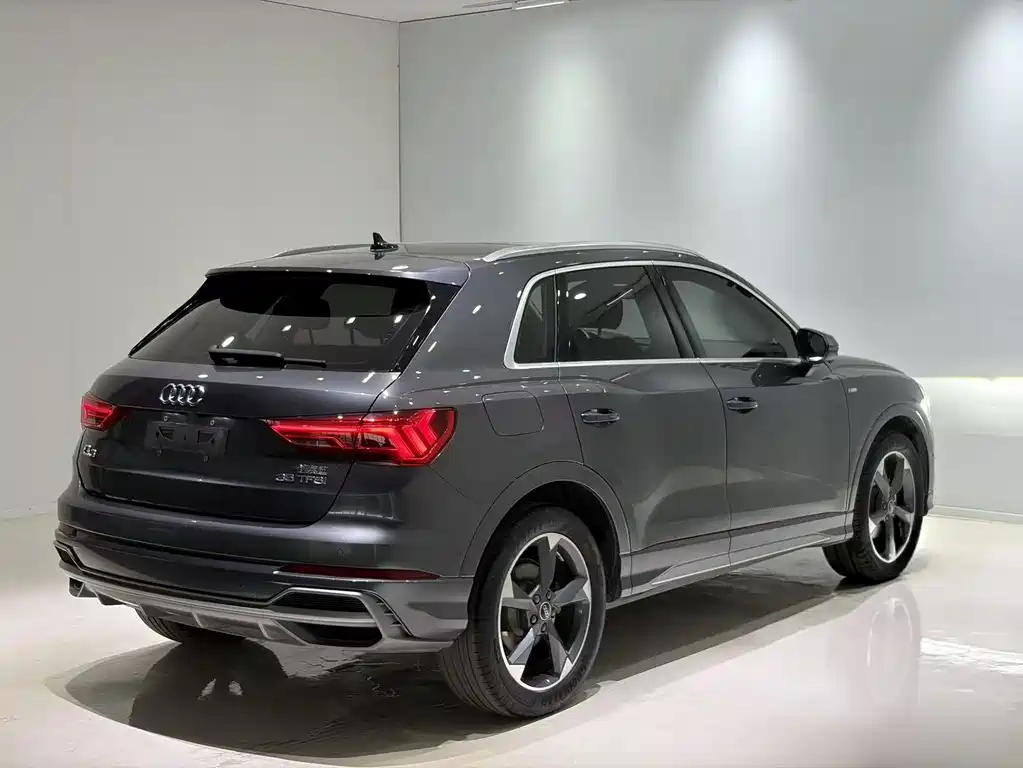 Audi Q3 2023