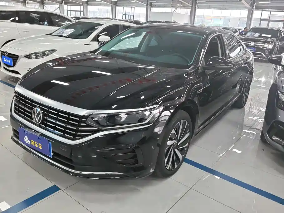 Volkswagen Passat 2022
