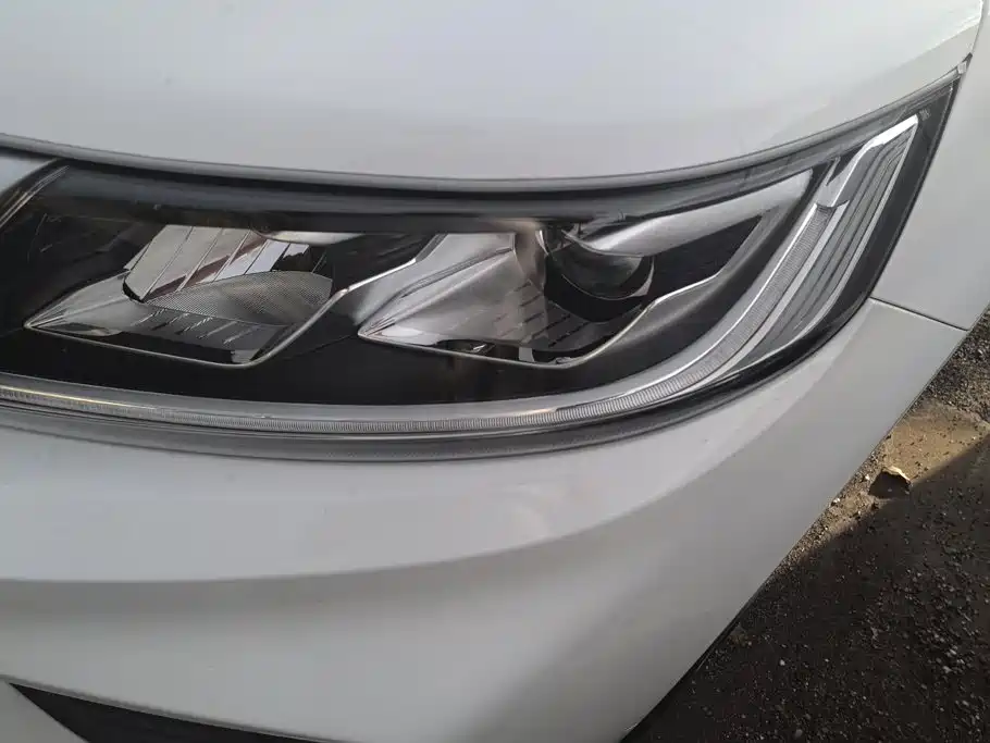 Geely Vision X6 2021