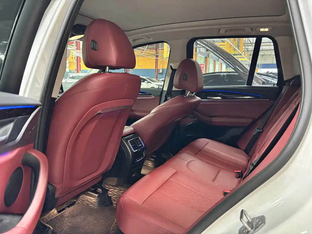 BMW X3 2022 — фото 11