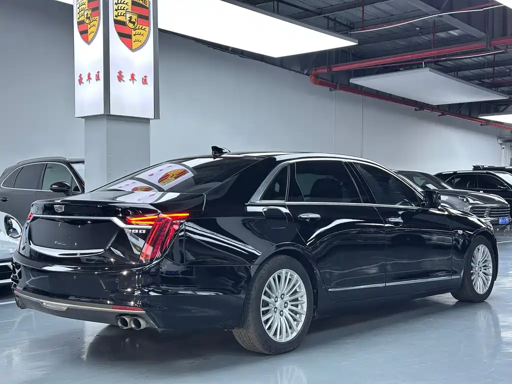 Cadillac CT6 2019 — фото 18