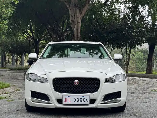 Jaguar XFL 2016