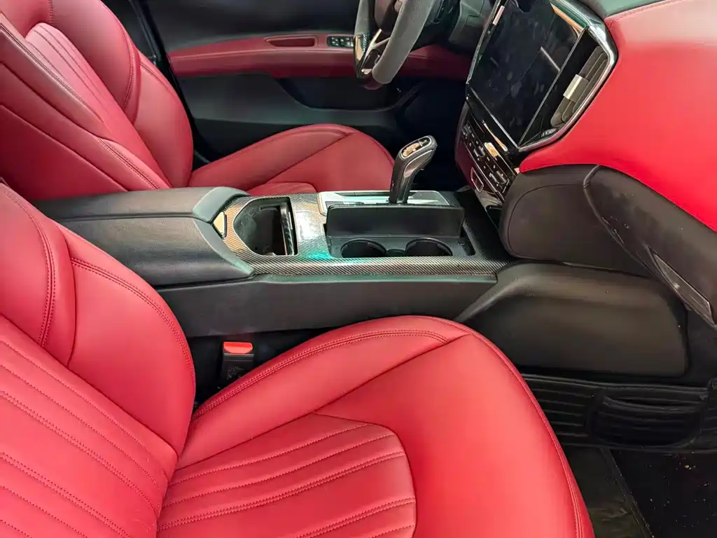 Maserati Ghibli 2015 — фото 3