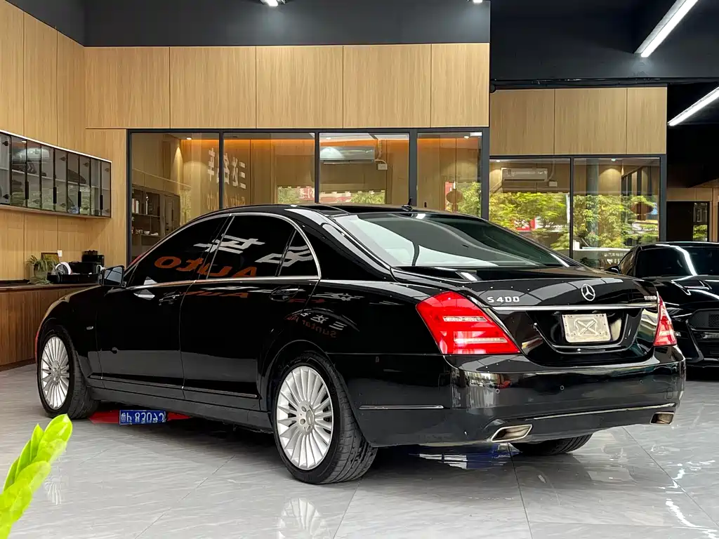 Mercedes-Benz S-Class 2010 — фото 4