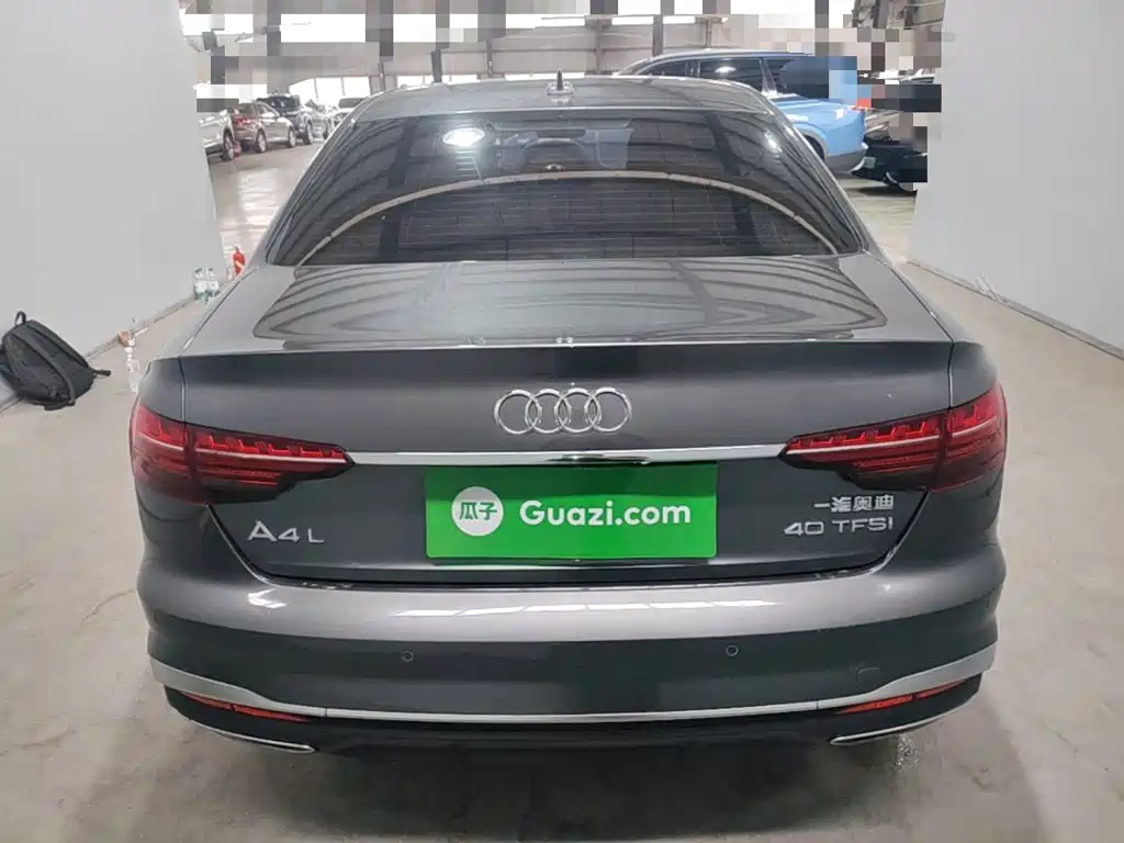 Audi A4L 2021