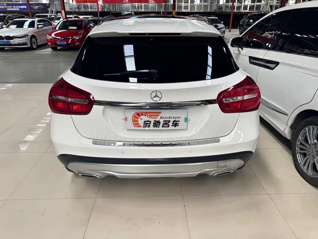 Mercedes-Benz GLA 2016 — фото 14