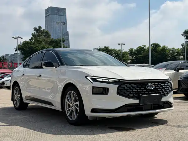 Ford Mondeo 2023