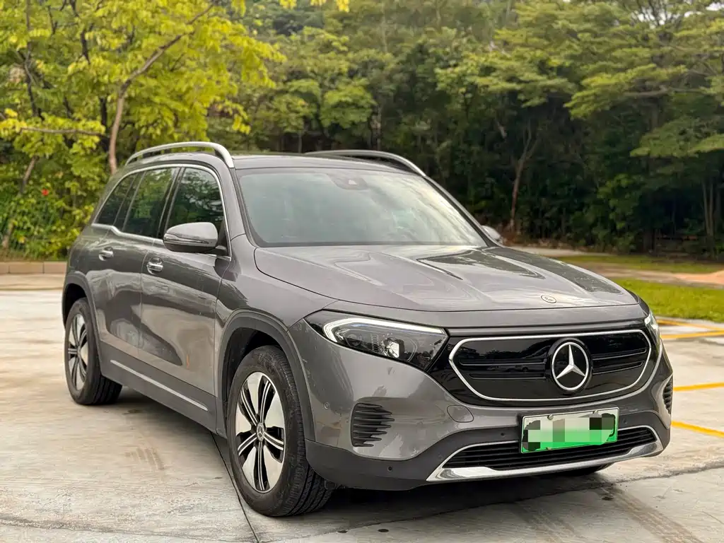 Mercedes-Benz EQB 2024