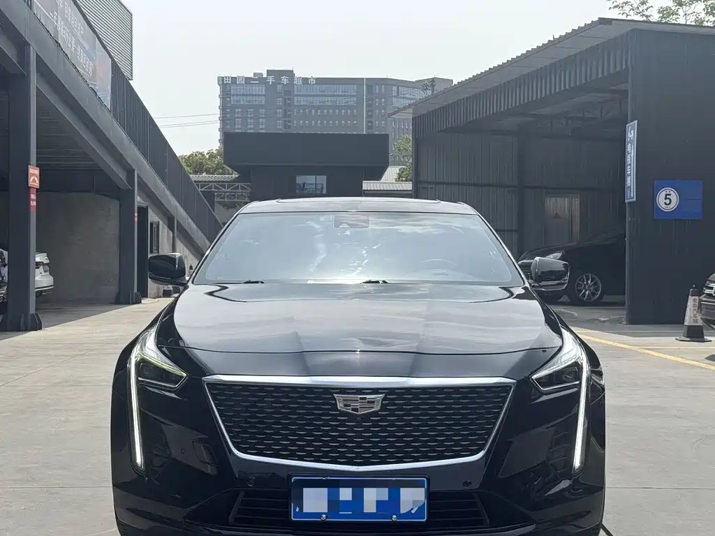 Cadillac CT6 2020 — фото 2