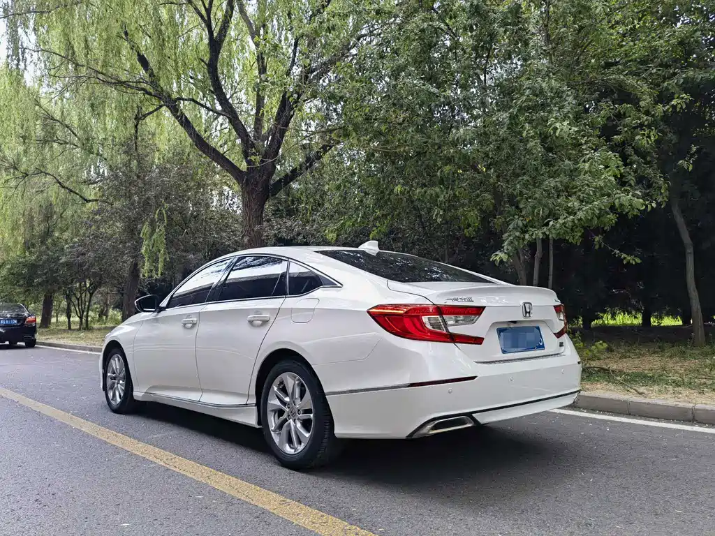 Honda Accord 2019 — фото 4