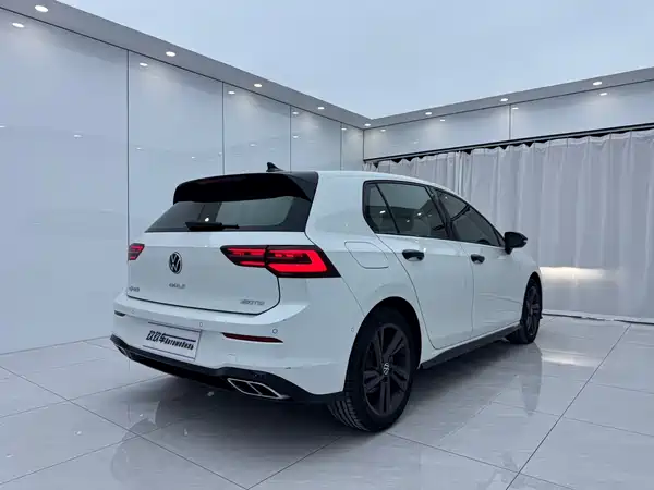 Volkswagen Golf 2022