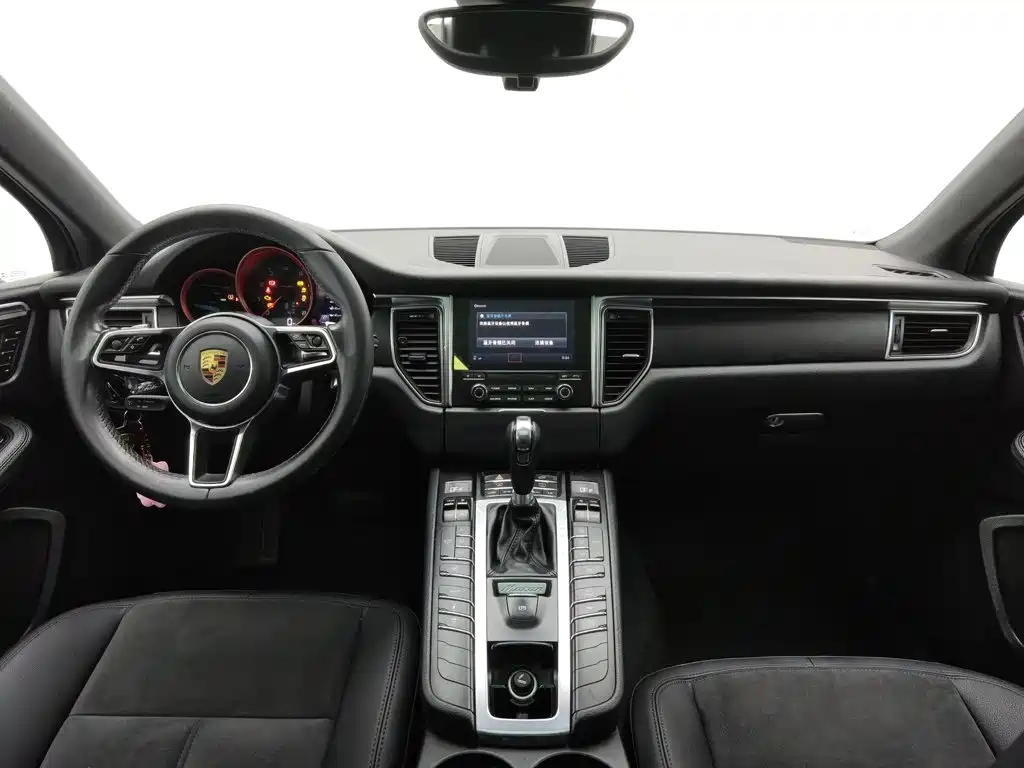Porsche Macan 2017 — фото 5