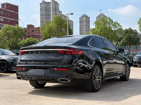 Geely Xingrui 2022