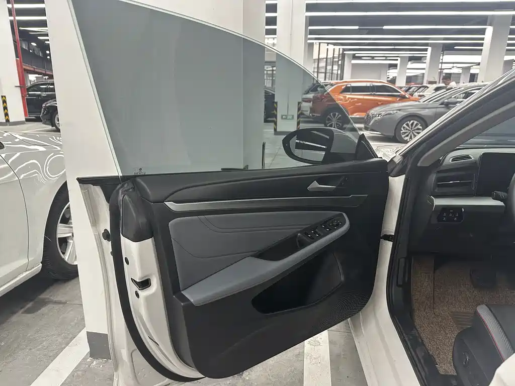 Volkswagen Lamando 2023