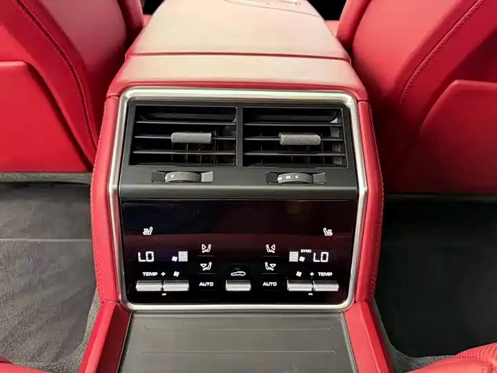 Porsche Panamera 2023 — фото 12