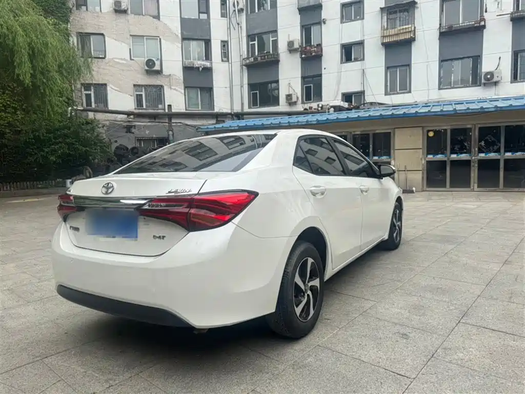 Toyota Levin 2018 — фото 10