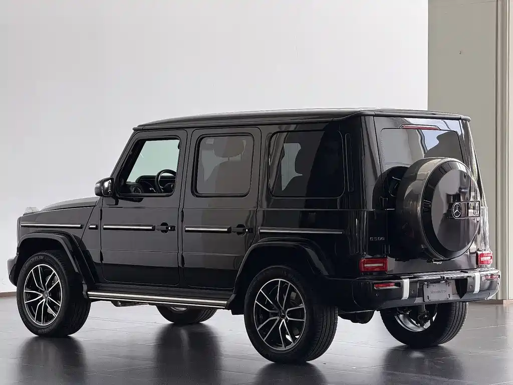 Mercedes-Benz G-Class 2025 — фото 15