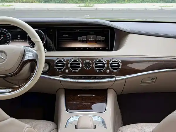 Mercedes-Benz S-Class 2014