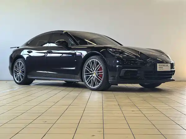 Porsche Panamera 2020