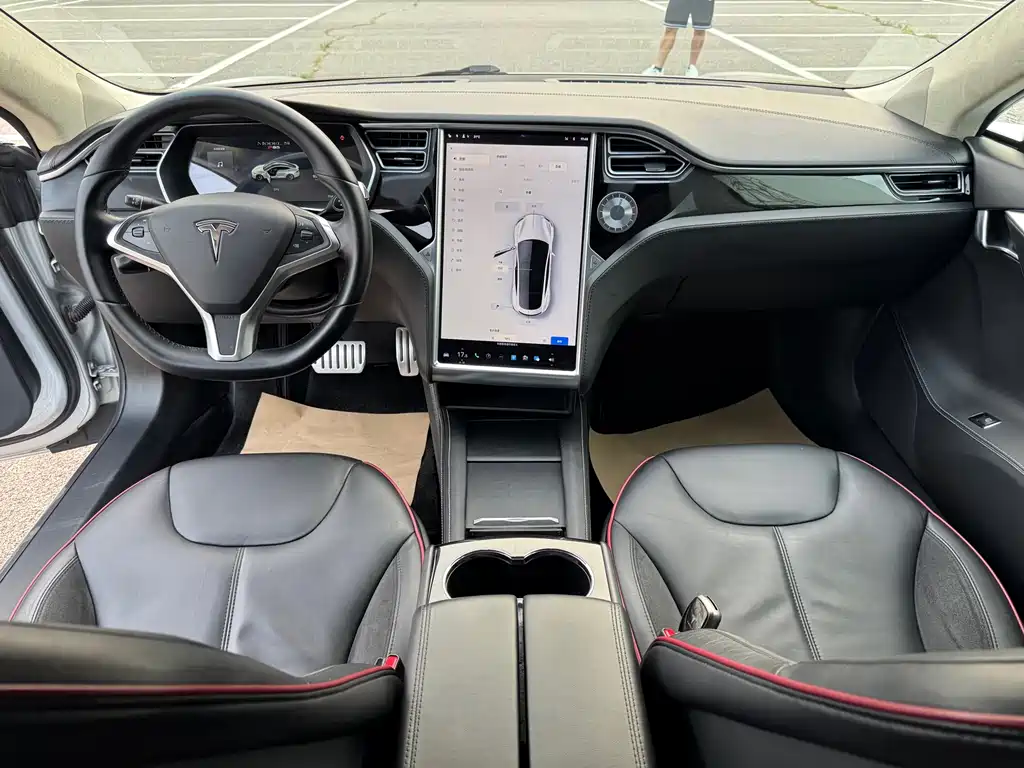 Tesla Model S 2015 — фото 13