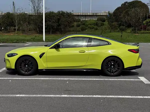 BMW M4 2024