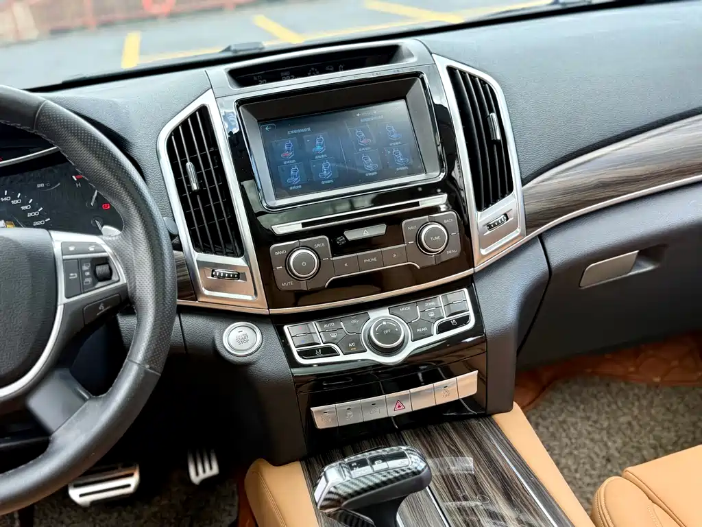Haval H9 2017 — фото 20