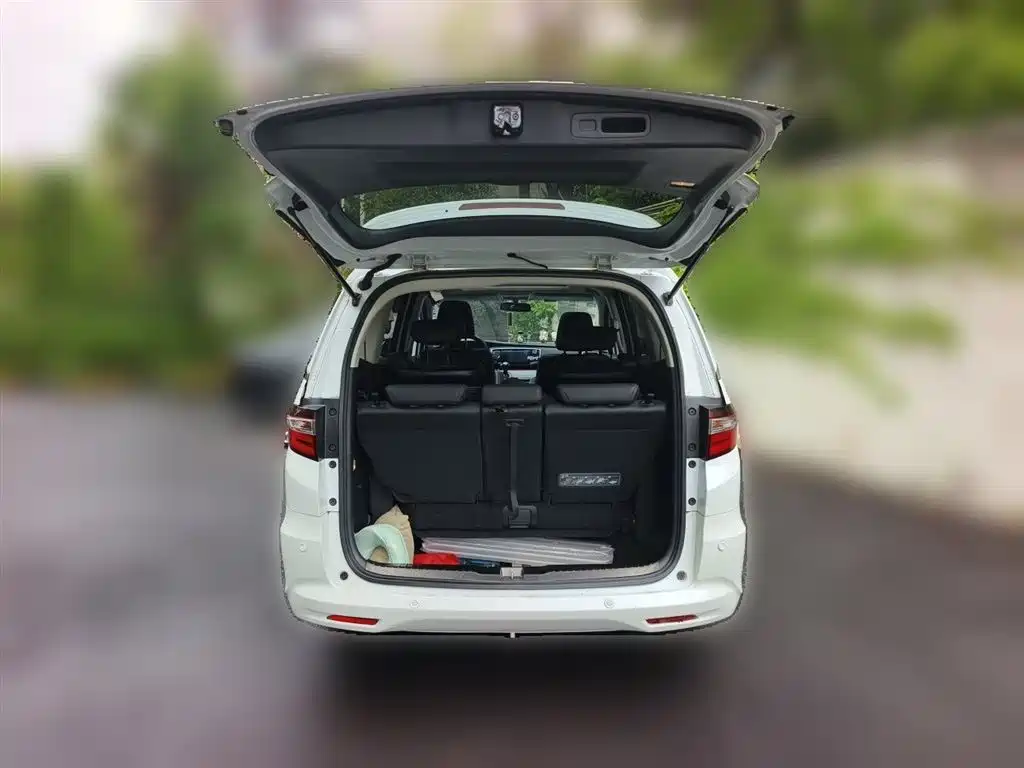 Honda Odyssey 2016 — фото 17