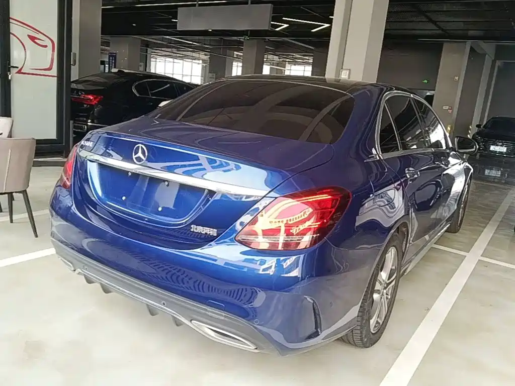 Mercedes-Benz C-Class 2021