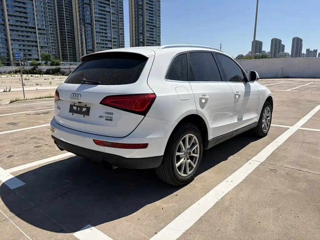Audi Q5 2015 — фото 15