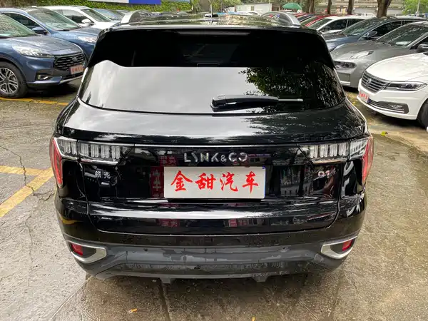 Lynk & Co 01 2019