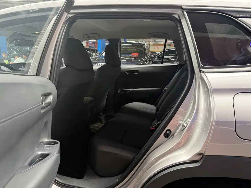 Toyota Corolla Cross 2025